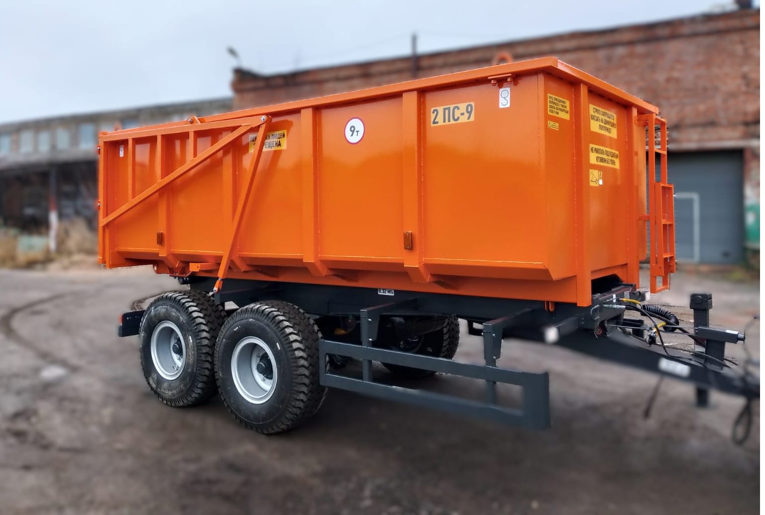 Полуприцеп тракторный сельскохозяйственный 2ПС-12